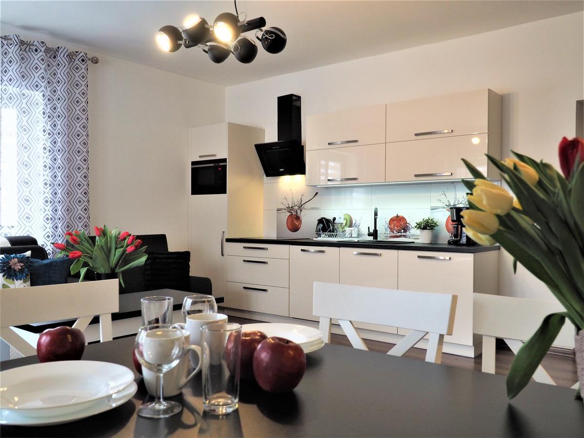 Vip Apartamenty Krupowki Закопане Экстерьер фото